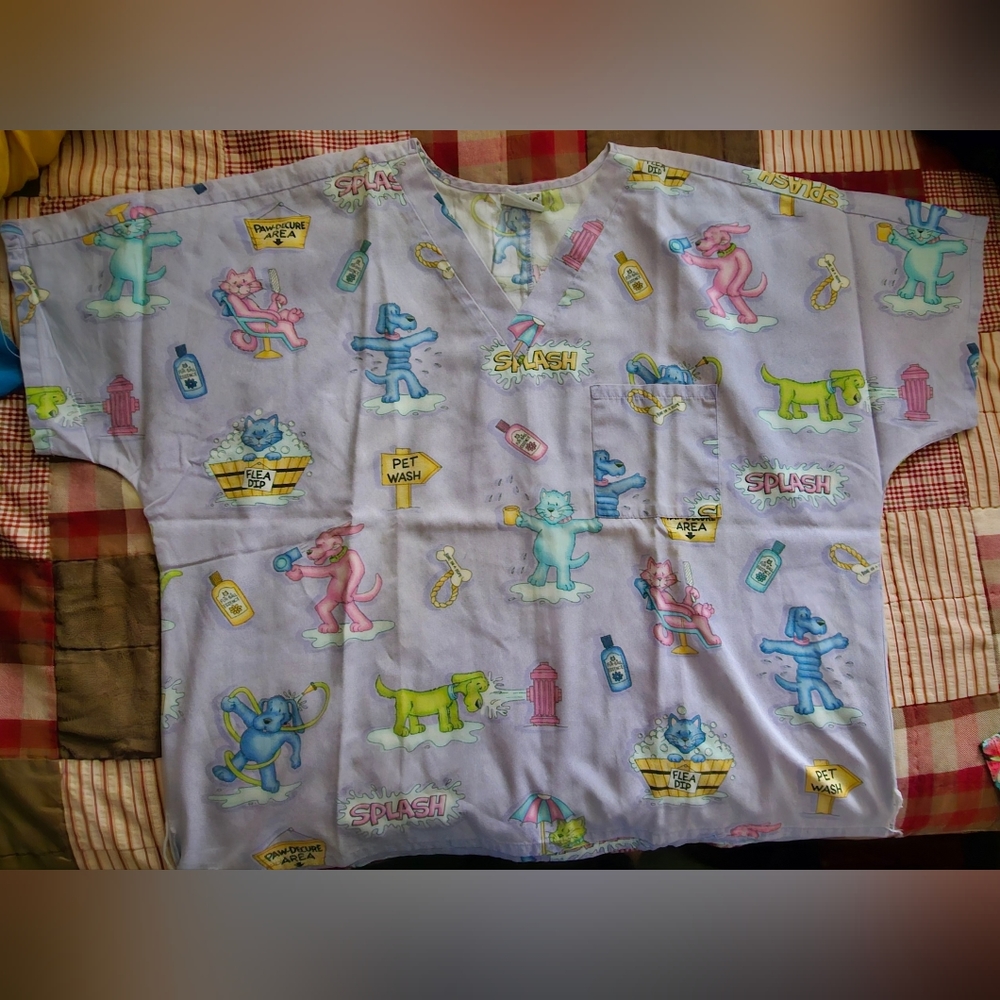 Nurse scrub top